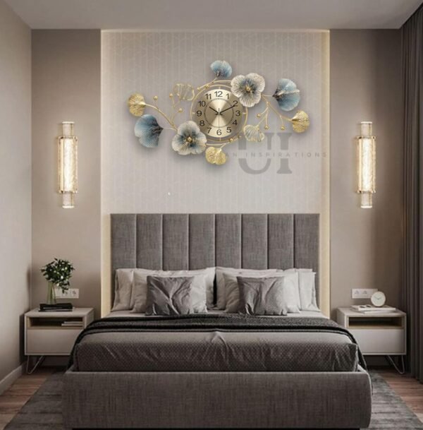 URBAN INSPIRATIONS Metal Wall Clock Big Antique Decorative Home Interior Stylish Watch & Silent Machine Gold for Bedroom/Living Room- 70CM,Analog